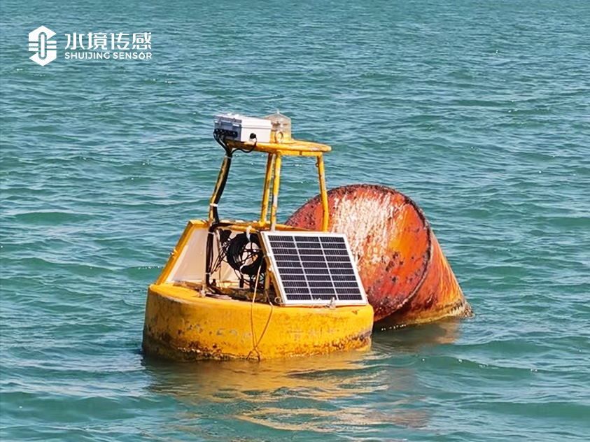 海南三亞灣浮標水質監(jiān)測站現(xiàn)場